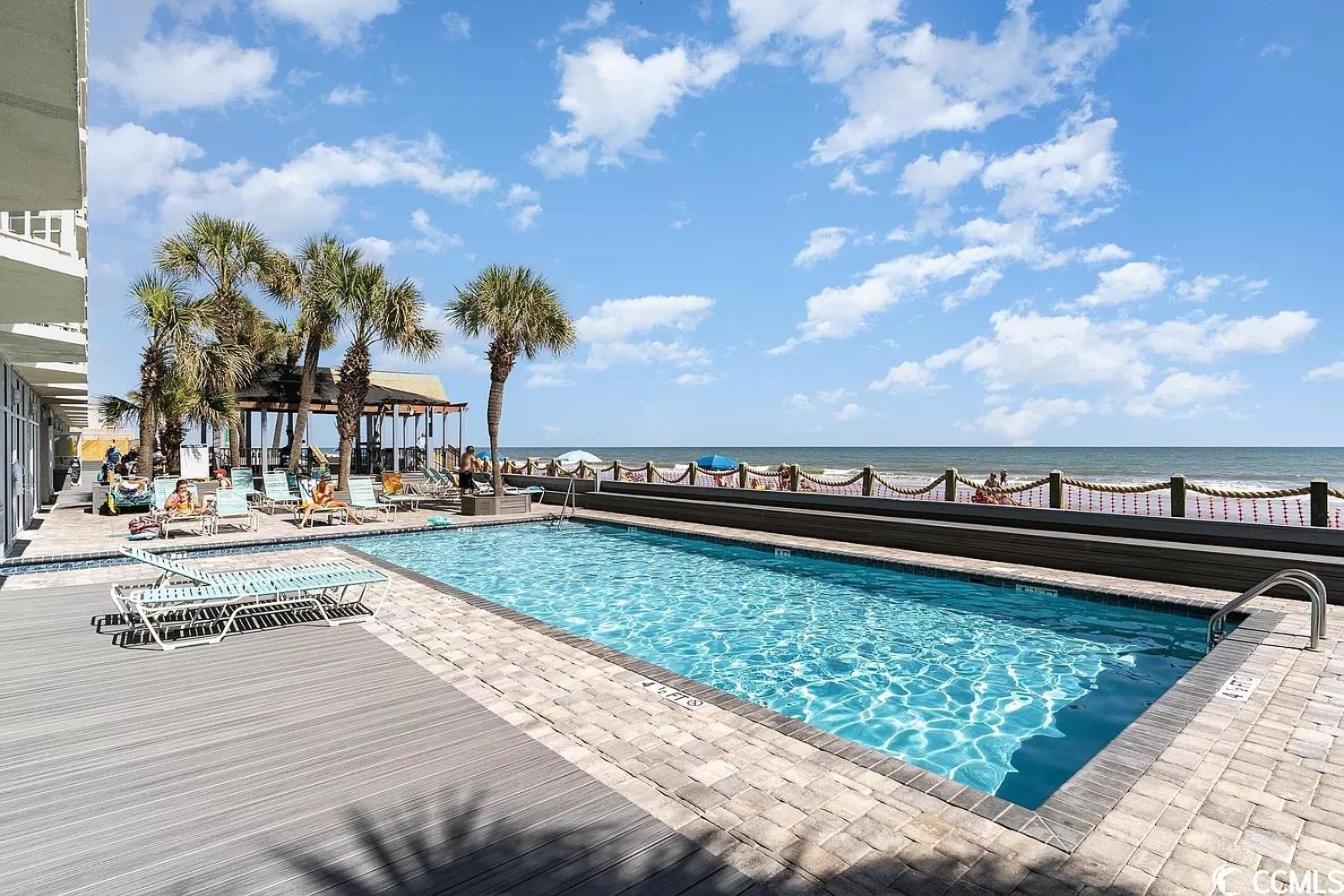 405 Waters Edge Hotell Garden City Exteriör bild
