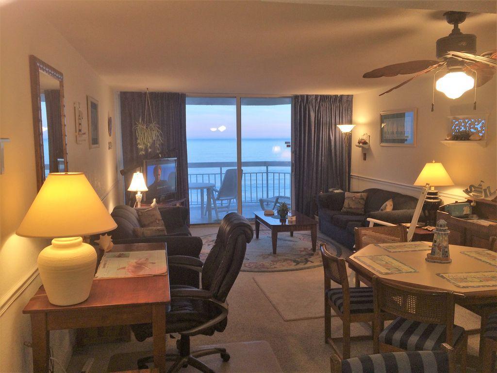 405 Waters Edge Hotell Garden City Exteriör bild